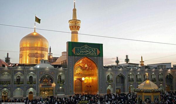 عکس حرم امام رضا در شب میلاد