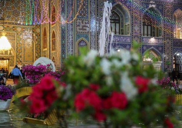 عکس حرم امام رضا در شب میلاد