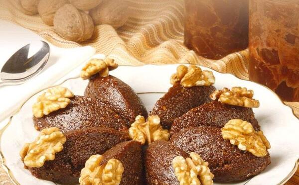 عکس حلوا گردویی گرگان
