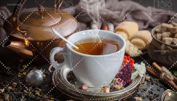 عکس فنجان چای در پاییز