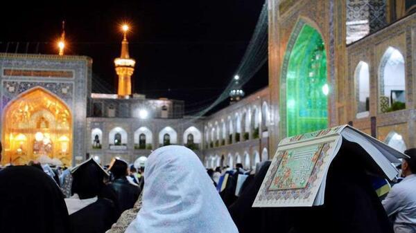 عکس حرم امام رضا در شب قدر