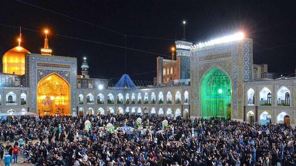 عکس حرم امام رضا در شب قدر