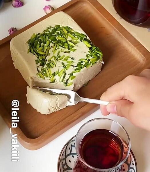 عکس ارده حلوا شکری