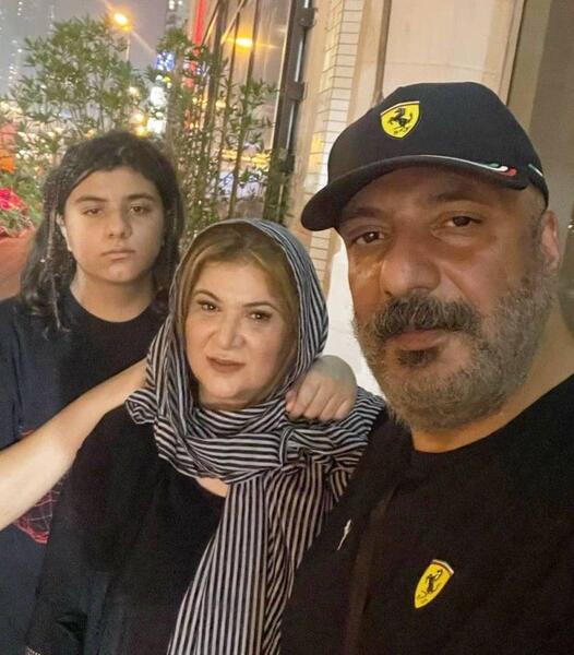 عکس آرام جعفری و خواهرش