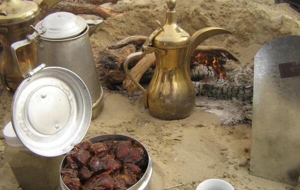 عکس دله قهوه و قوری چای
