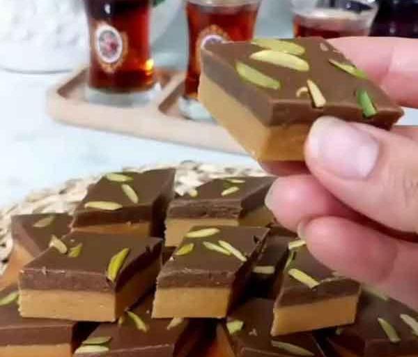 عکس حلوای آرد نخودچی