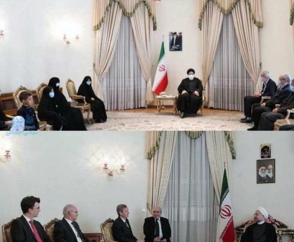 عکس امام خمینی هنگام چای ریختن