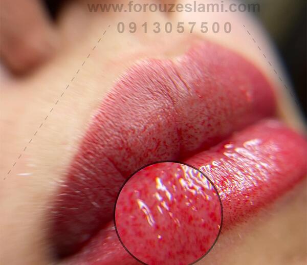 عکس خط لب تاتو شده