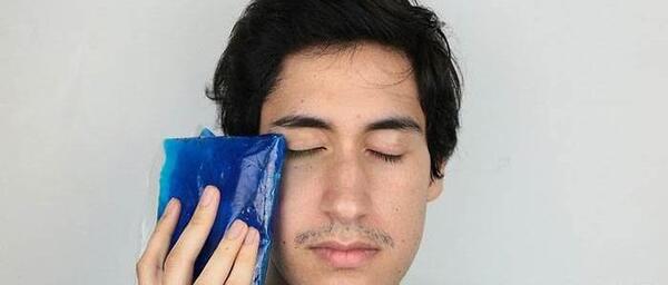 عکس زیر چشم کبود