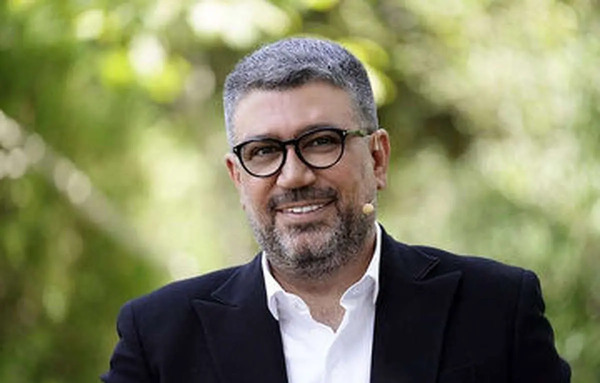 عکس رئیس چای دبش