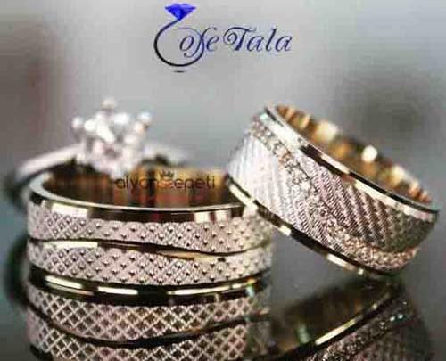 عکس پشت حلقه ازدواج
