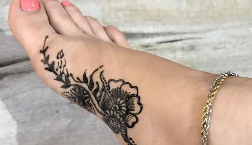 عکس تاتو عقرب روی پا