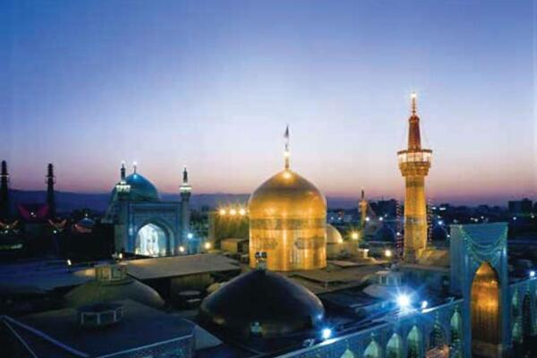 عکس با گوشی جلو حرم امام رضا
