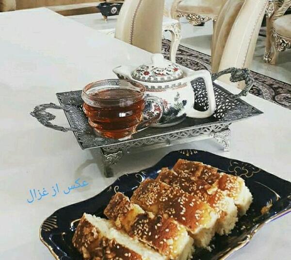 عکس چای و کیک عصرانه