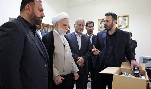 عکس صاحب چای دبش
