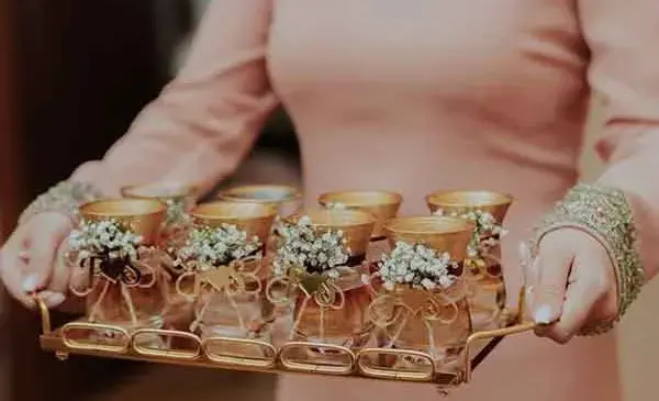 عکس از سینی چای خواستگاری