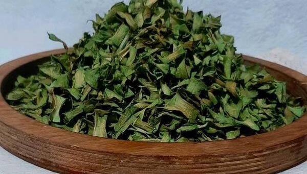 عکس سبزی جعفری کوهی