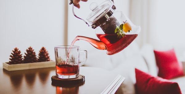 عکس چای خوردن دونفره