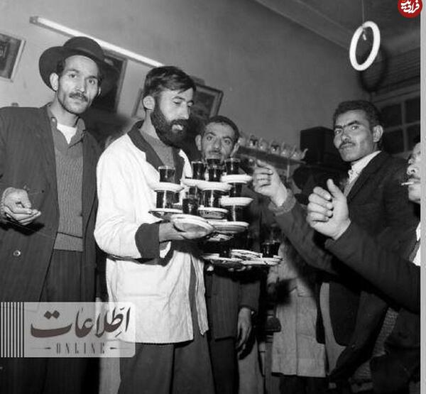 عکس چای خوردن رهبر