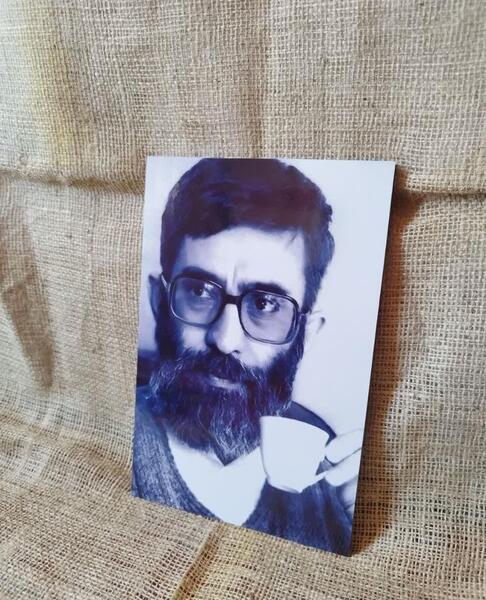 عکس چای خوردن رهبر