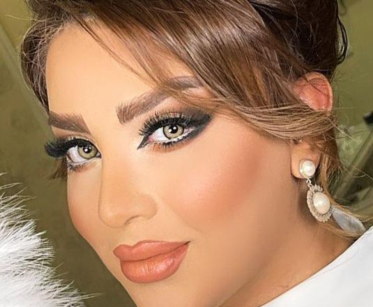 عکس لنز چشم سبز عسلی