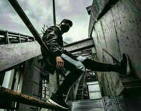 چاقو لاتی عکس پروفایل پسرانه شاخ