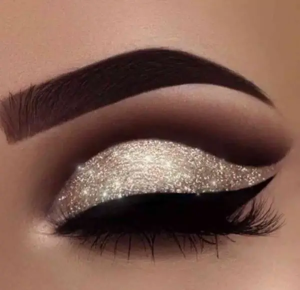 عکس سایه چشم طلایی