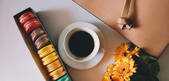 عکس فنجان چای و گل