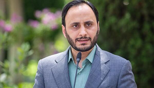 عکس مدیر چای دبش