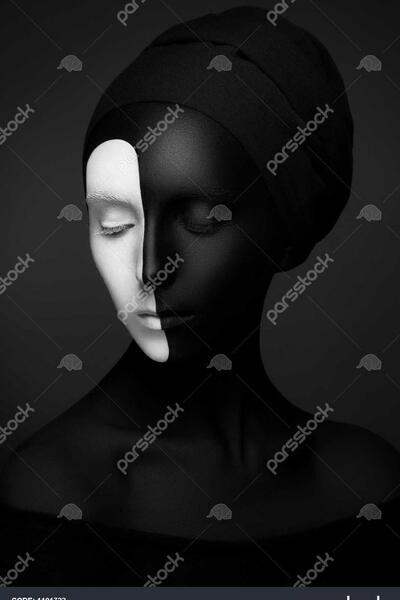 عکس چشم سیاه سفید دختر