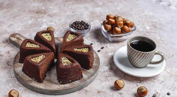عکس چای و کیک خانگی