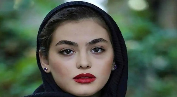 عکس های جدید ریحانه پارسا در خارج