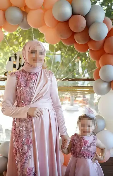 عکس تولد مادر دختری