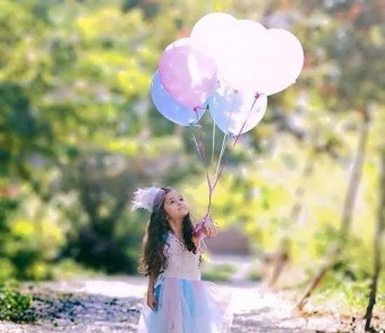 مدل عکس تولد دختر بچه در طبیعت