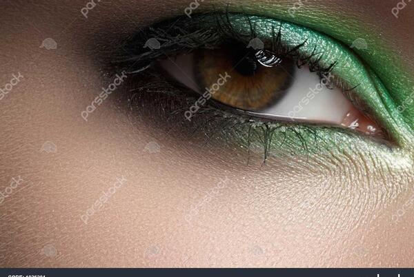 عکس صورت چشم سبز
