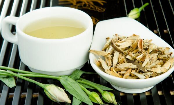 عکس چای سفید و خواص آن
