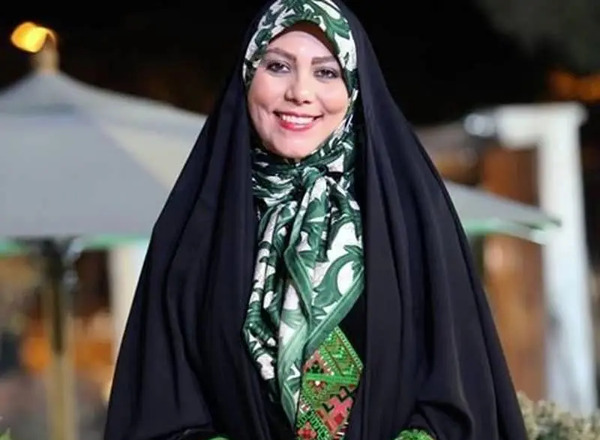 عکس برای گروه دوستانه با حجاب