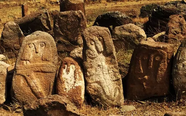 عکس قبرستان جن در ایران