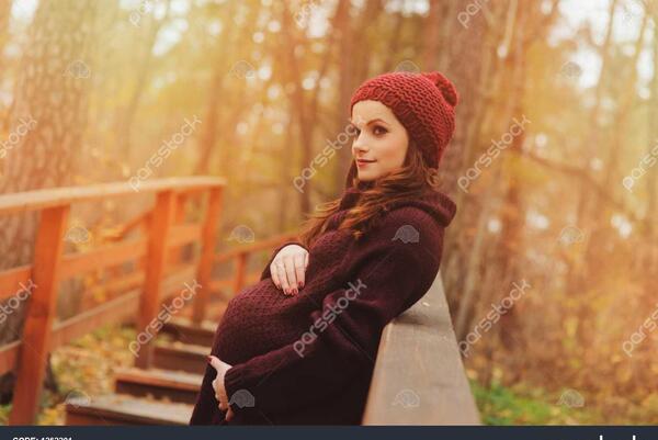 عکس پاییزی با حجاب