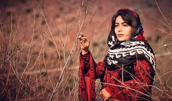 عکس جوانی های نون خ