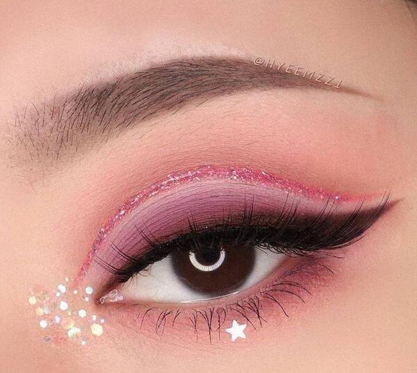 عکس سایه چشم صورتی دخترانه