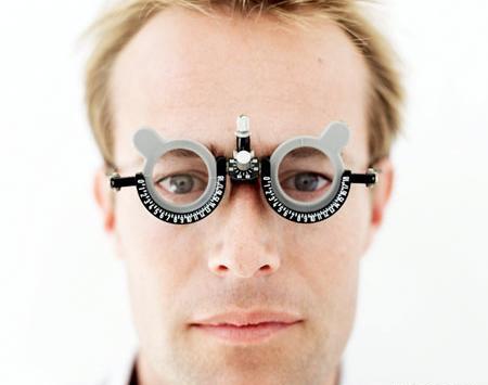 عکس چشم پزشکی معاینه