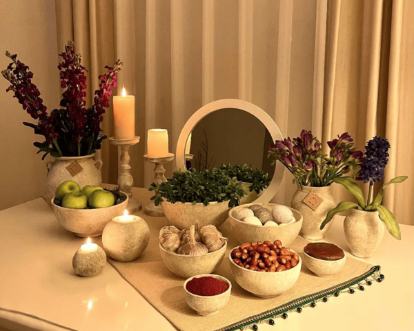عکس سفره هفت سین ساده روی زمین