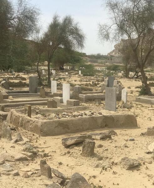 عکس قبرستان جن ها در چابهار