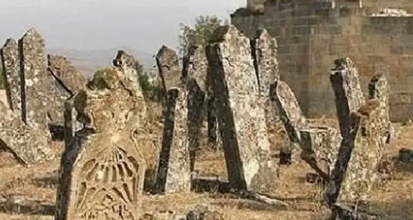 عکس قبرستان جن ها در چابهار
