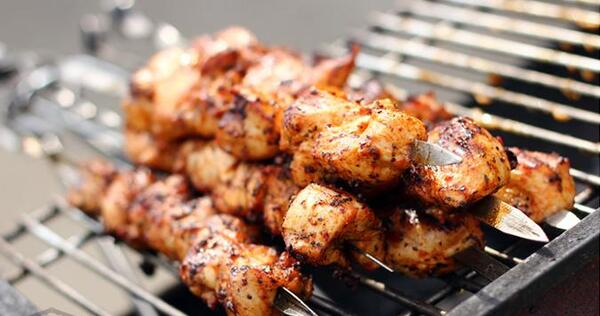 عکس غذای جوجه محلی
