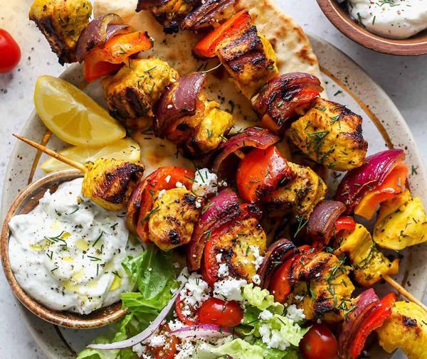 عکس غذای جوجه محلی