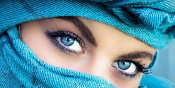 عکس بچه چشم آبی قشنگ