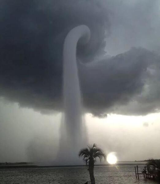 عکس آسمان دریا