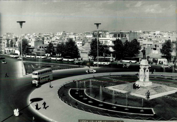 عکس میدان انقلاب ایران